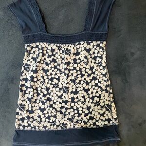 Abercrombie & Fitch Navy and White Babydoll Blouse